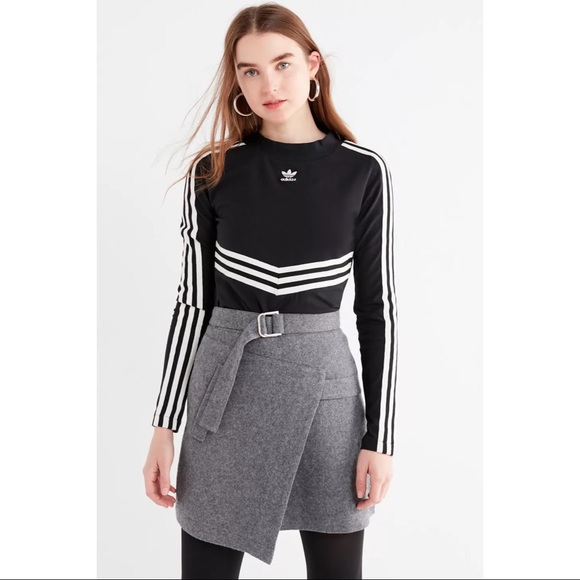 UO Adidas Originals Adibreak Long Sleeve Tee - Picture 2 of 10